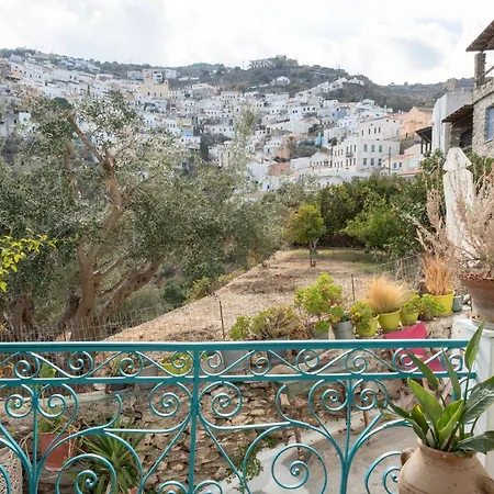 The Castle House Kea Apartament Ioulis